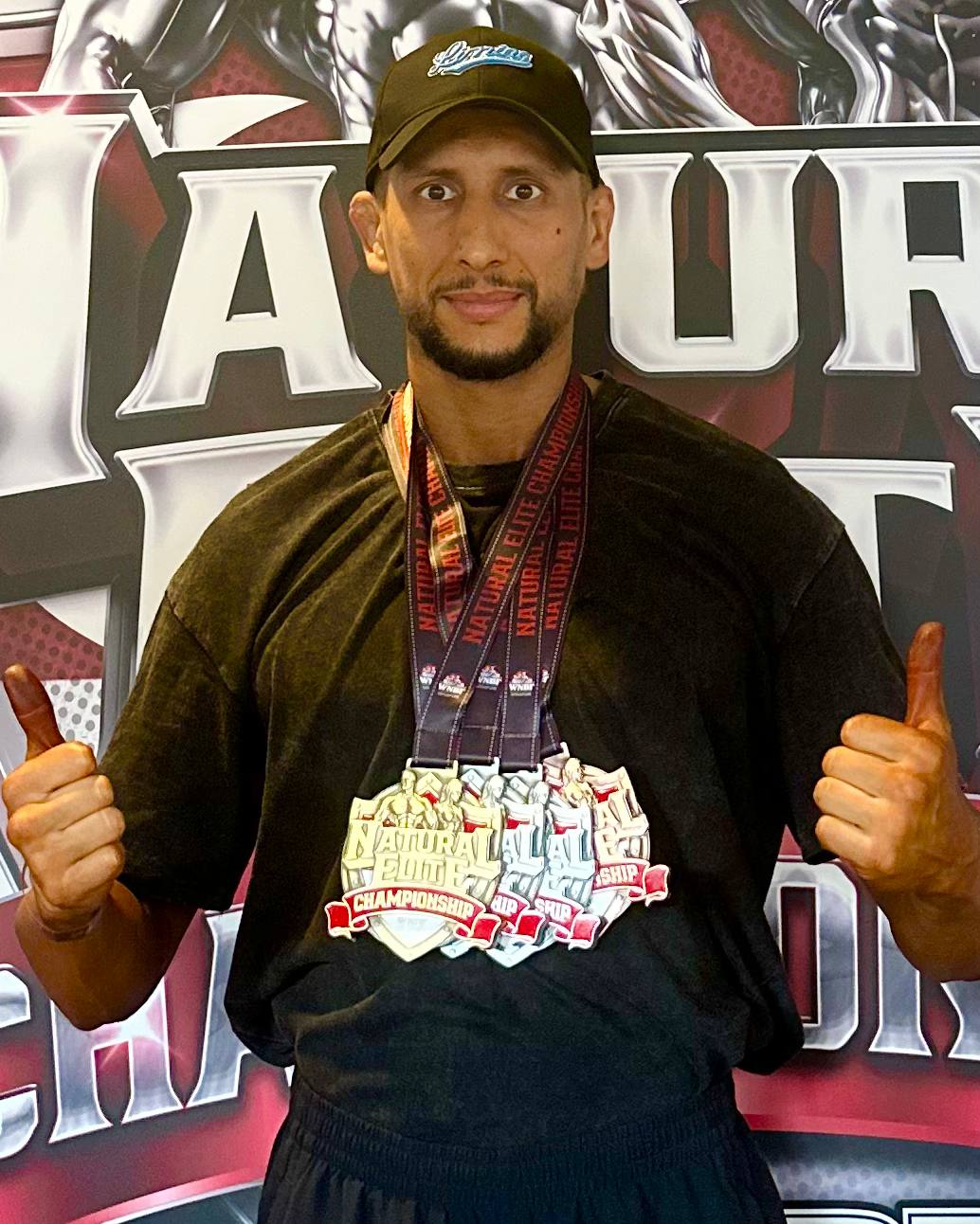 Abdulla Jabborow Natural Elite Championship medallari bilan